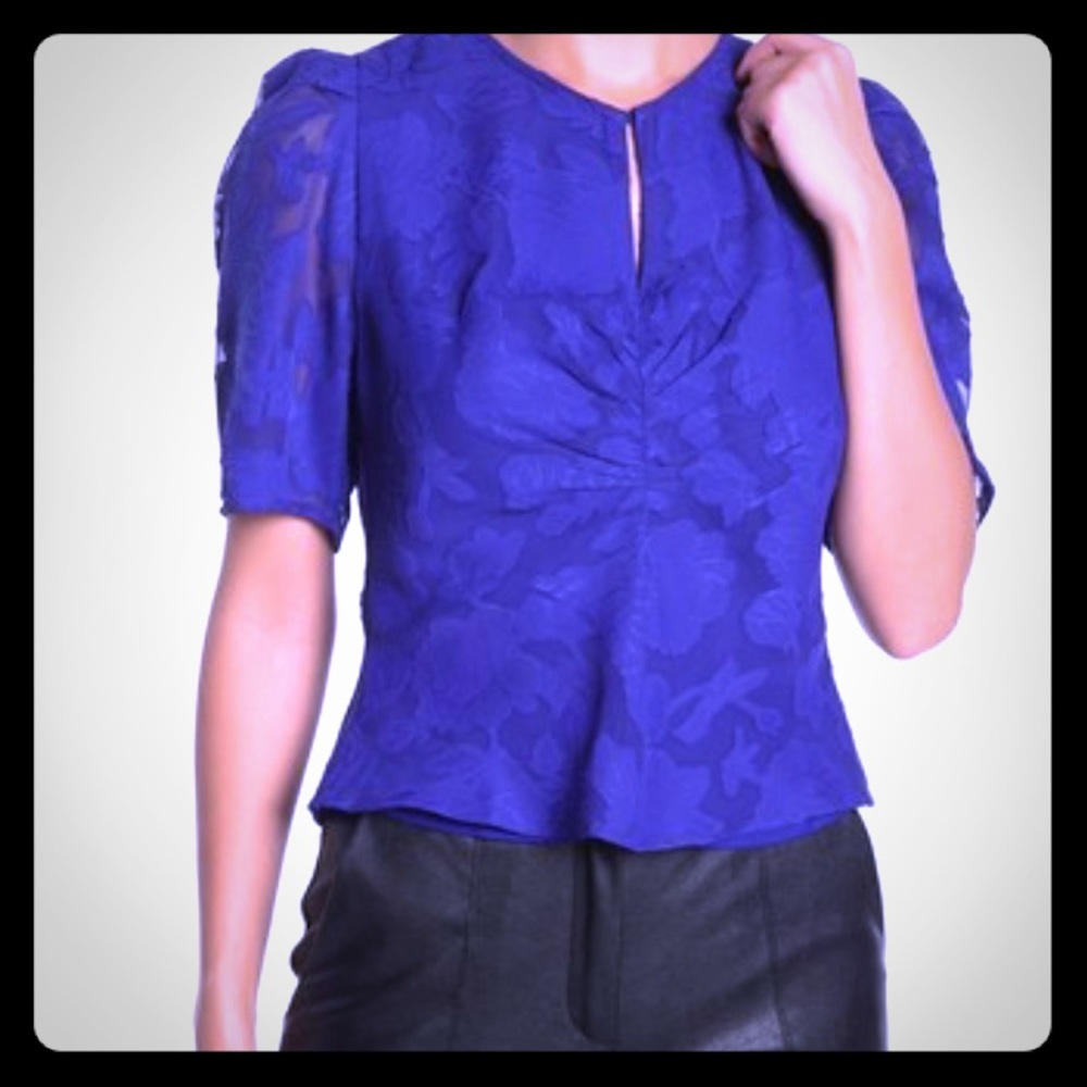 2/$29 19 cooper jacquard floral keyhole top NWT XS